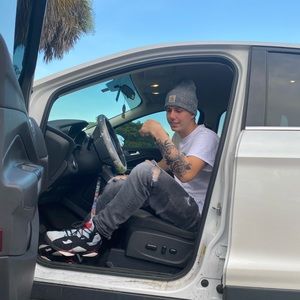 Meet your Posher, Casey